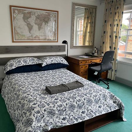 Lake Street Accommodation Oxford Ngoại thất bức ảnh